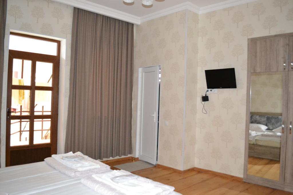 Guest House Rafael Tbilisi Exterior foto
