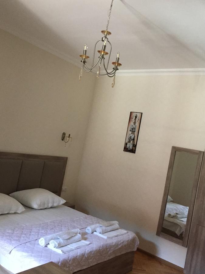 Guest House Rafael Tbilisi Exterior foto