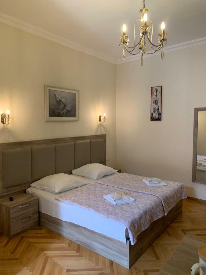 Guest House Rafael Tbilisi Exterior foto
